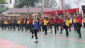 Sambut Hari Bhayangkara Ke-77,Polres Tangsel Gelar Olahraga Bersama TNI Polri