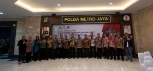 Polda Metro Jaya Gelar Nonton Bareng Wayang Kulit Lakon Wahyu Cakraningrat