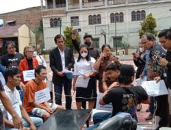 Rekonstruksi Pembunuhan Hasan Samosir Di Mako Polres Samosir Sempat Gaduh