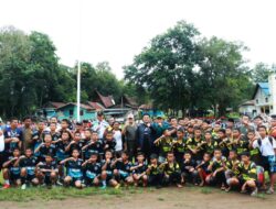 Bupati Samosir Berangkatkan Tim Antap FC dan Lumineux Bertanding di Luar Daerah