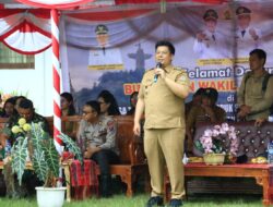 Bupati Samosir Ingatkan 3 Desa di Harian Untuk Selalu Melayani Masyarakat Sesuai Tupoksi