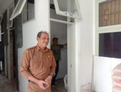 Kurnia Tama Sidak Pekerjaan Kamar Mandi Dinas Pendidikan Sumut
