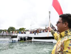 Ribuan Masyarakat Saksikan Aksi 22 Pembalap di Pesta Rakyat Aquabike Jetski