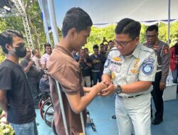 Jasa Raharja dan Korlantas Polri Serahkan Alat Bantu bagi Disabilitas Korban Kecelakaan Lalu Lintas
