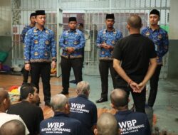 Jemput Bola, Kasubsi Adper Blusukan Ke Blok Hunian Warga Binaan