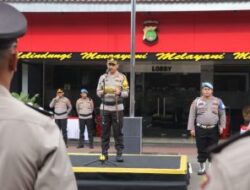 Kapolres Pimpin Upacara Kenaikan Pangkat 122 Personel Polres Metro Tangerang Kota