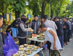 Lebih Dekat Dengan Masyarakat, Polda Sulsel Sediakan Makanan Gratis Sepekan Sekali