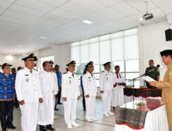 Sekda Kabupaten Samosir Lantik Pejabat Administrator dan Pengawas