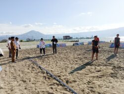 Rismawati Simarmata Resmi Buka Turnamen Voli Pantai Antar Pelajar SMA/SMK Se-Kabupaten Samosir