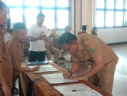 Serah Terima 7 Pejabat Administrator Dilingkungan Disdiksu