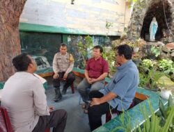 Polsek Palipi dan Tokoh Agama Katolik Bersinergi Jaga Keamanan Jelang Rapat Pleno KPU Samosir