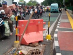 Hanya Ditutupi Seadanya, Sangat Membahayakan Pengguna Jalan