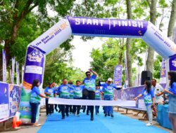 Vandiko Bersama Martin Manurung Ikuti Lomba The Blues Fun Run Samosir 2025