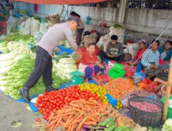 Polsek Pangururan Tingkatkan Keamanan di Pasar Utama Kabupaten Samosir