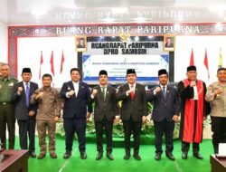 Nasip Simbolon Resmi Dilantik Sebagai Ketua DPRD Kabupaten Samosir 2024 – 2029