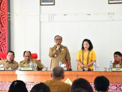 Pertama Berkantor, Ariston Tua Sidauruk Merasa Bangga Gabung Dengan OPD Pemkab. Samosir