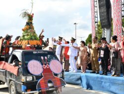 Hadiri Undangan Hari Jadi Kab. Toba Ke-26, Wabup Samosir: Semoga Semakin Berkembang