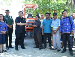 Serahkan Bantuan Alsintan, Bupati Samosir Pesan Agar Dipergunakan dan Dirawat