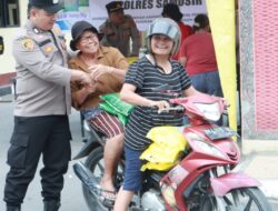 Hari Kedua Gerakan Pangan Murah Polres Samosir, 2,5 Ton Beras Ludes Terjual