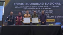 Wabup Samosir Tandatangani Berita Acara dan Naskah Hibah BMN Infrastruktur Ditjen EBTKE Kementerian ESDM