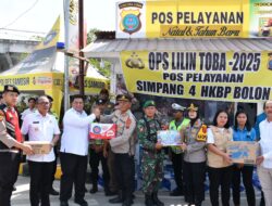 Pimpin Langsung Monitoring Pos Nataru, Bupati–Wabup Samosir Tegaskan Pelayanan Humanis dan Kesiapsiagaan Personel