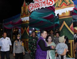 Bupati Samosir Monitoring Malam Perayaan Natal di Beberapa Gereja