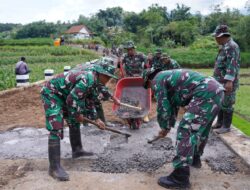 Melalui TMMD Ke 127 Kodim 0808/Blitar, Jalan Desa Di Gandusari Dibangun Permanen Untuk Dukung Aktivitas Warga