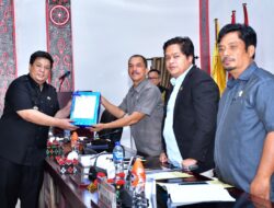 Bupati Samosir Sampaikan LKPJ 2025 Kepada DPRD